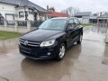 Volkswagen Tiguan led far