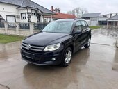 Volkswagen Tiguan led far