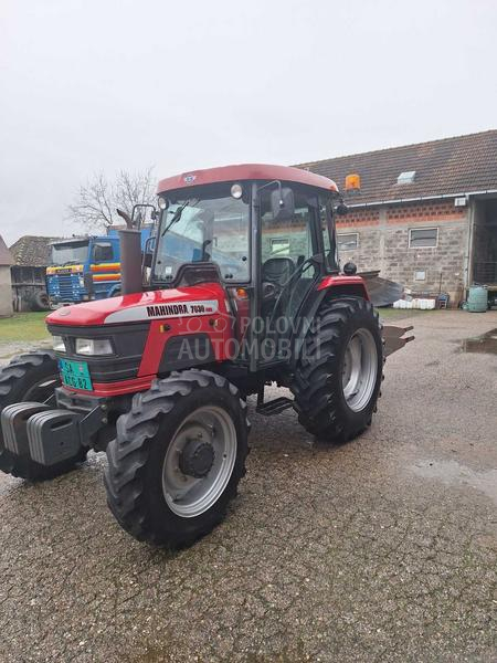 Mahindra 7030 DI 4 WD