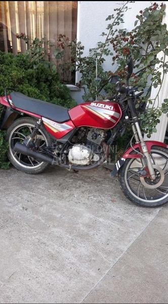 Suzuki GS 125N