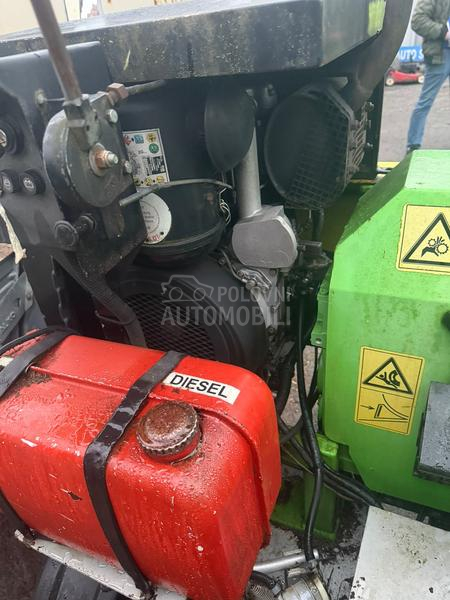 John Deere Hand drobilica za drvo