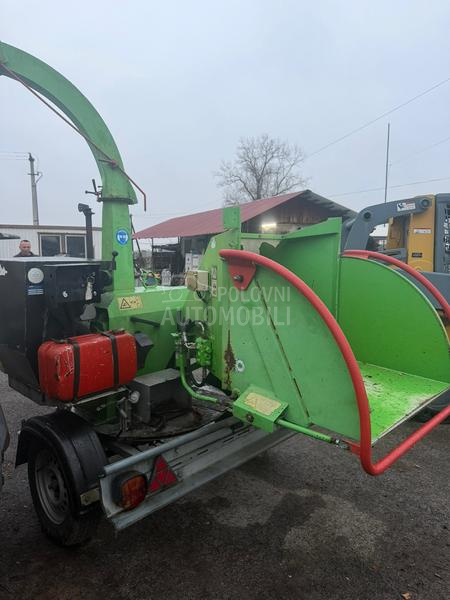 John Deere Hand drobilica za drvo