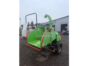 John Deere Hand drobilica za drvo