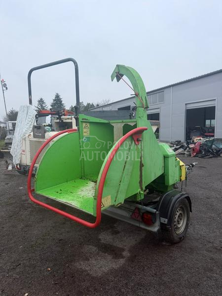 John Deere Hand drobilica za drvo