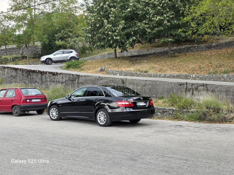 Mercedes Benz E 200 