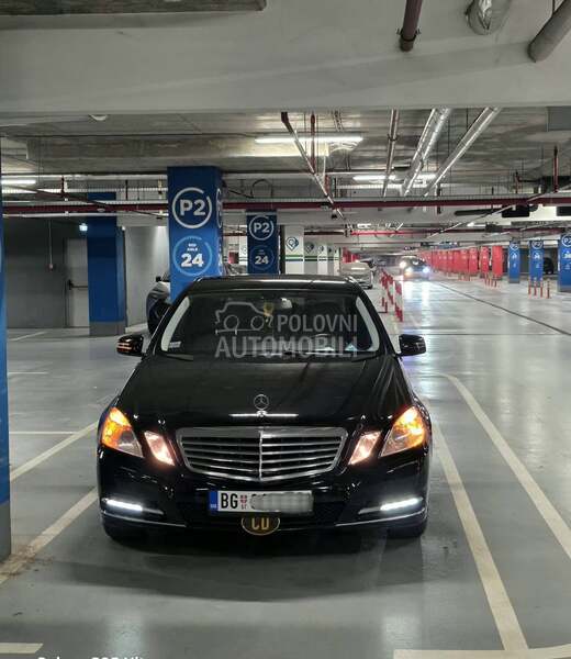 Mercedes Benz E 200 
