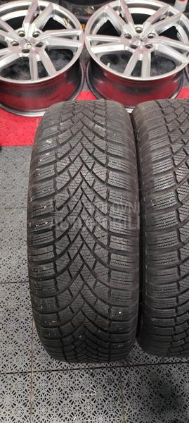 Bridgestone 215/60 R17 Zimska