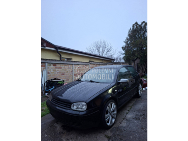 Volkswagen Golf 4 GTI