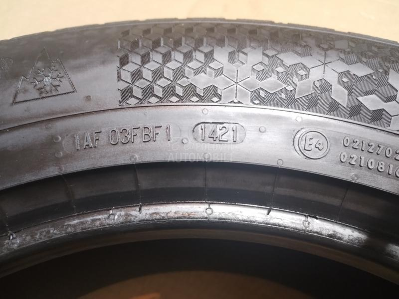 Continental 215/65 R17 Zimska