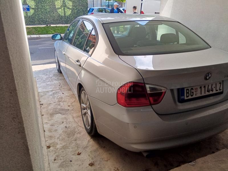 BMW 320 320i