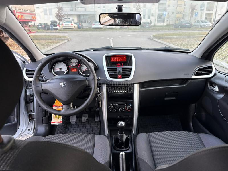 Peugeot 207 1,4b