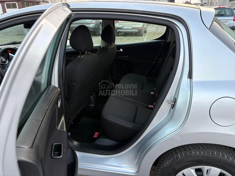 Peugeot 207 1,4b
