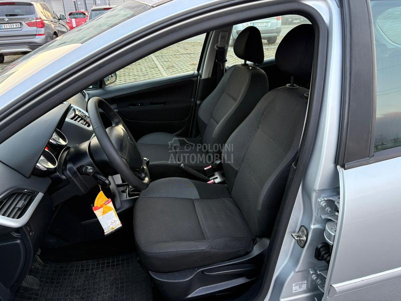 Peugeot 207 1,4b