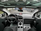 Peugeot 3008 1.6 NAVY PANO