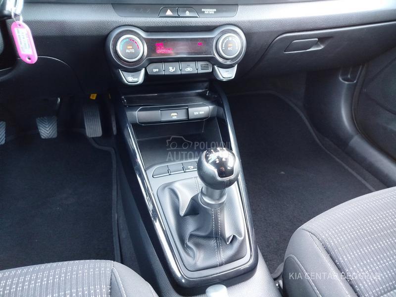 Kia Stonic 1.2 URBAN M/T