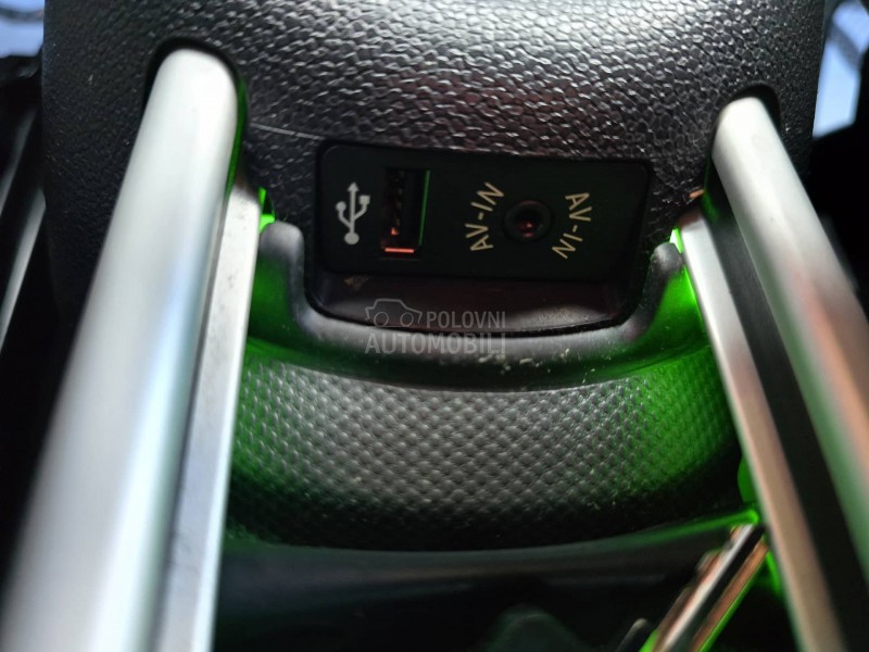 MINI Countryman 1.6 d SERV ful