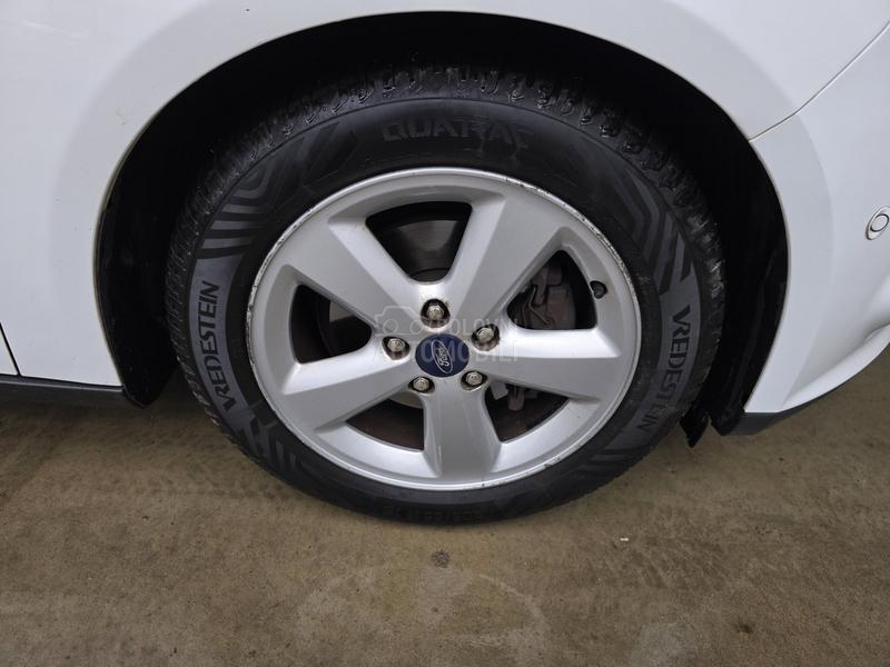 Ford Focus 1.6 TDCI TITANIUM