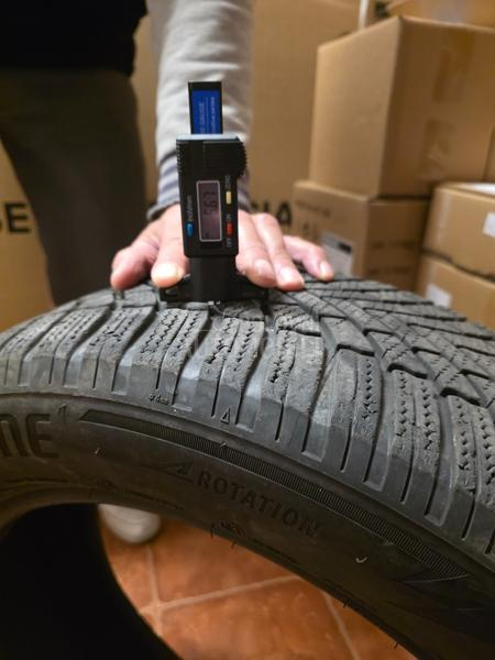 Bridgestone 225/55 R18 Zimska