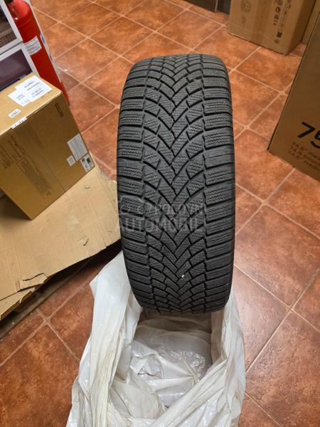 Bridgestone 225/55 R18 Zimska