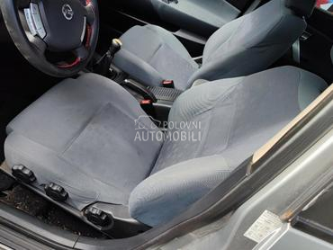 Sedista za Nissan Primera