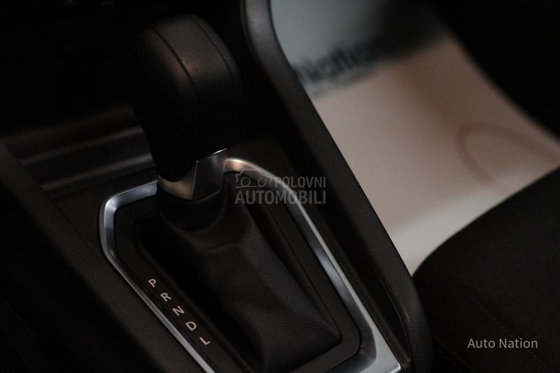 Renault Clio 1.0 TCE AT