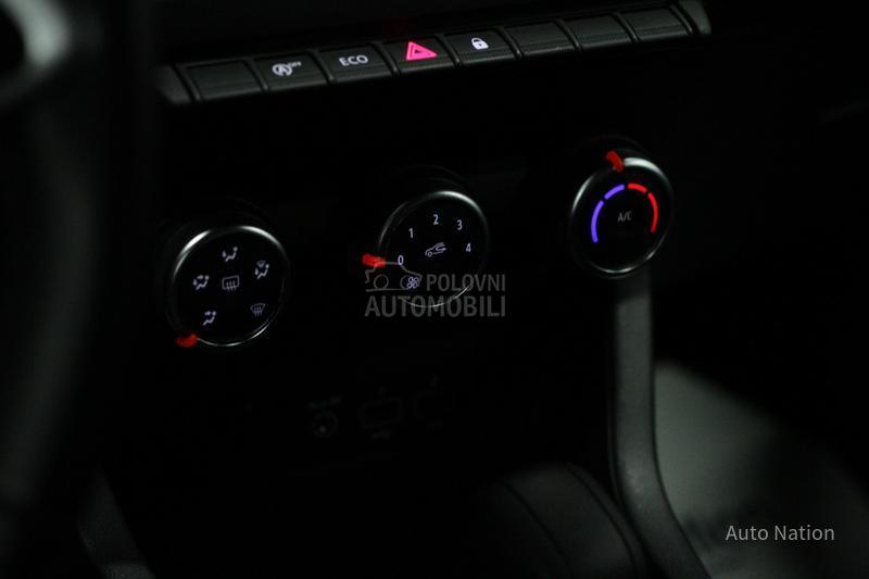 Renault Clio 1.0 TCE AT