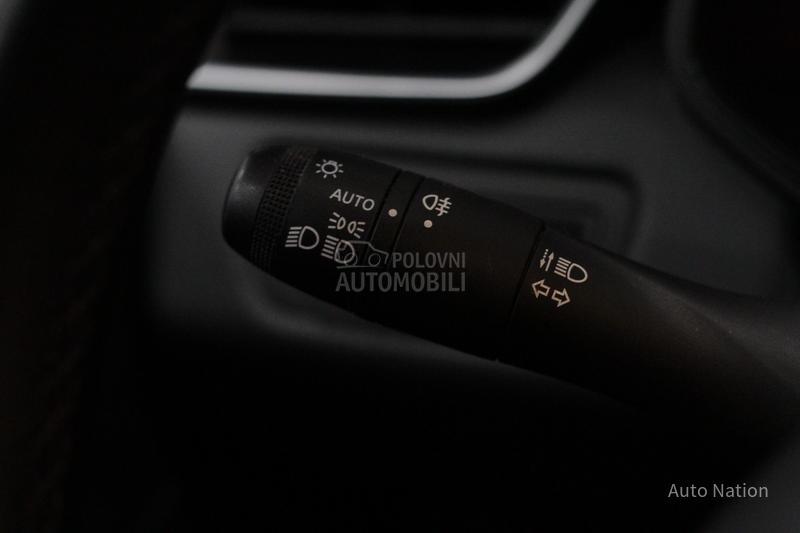 Renault Clio 1.0 TCE AT