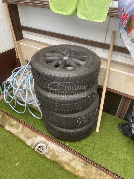 Mazda CX-3 2,0 Revolution