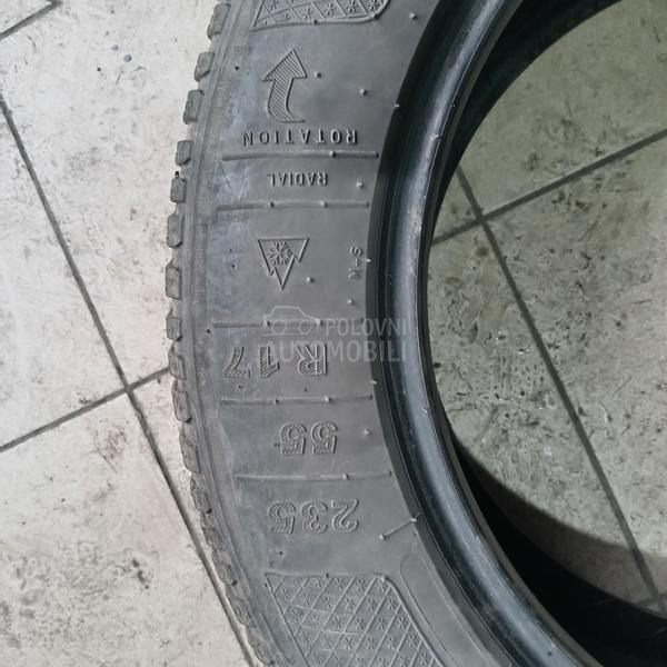 Kleber 235/55 R17 Zimska
