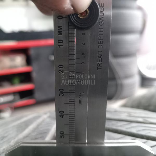 Kleber 235/55 R17 Zimska