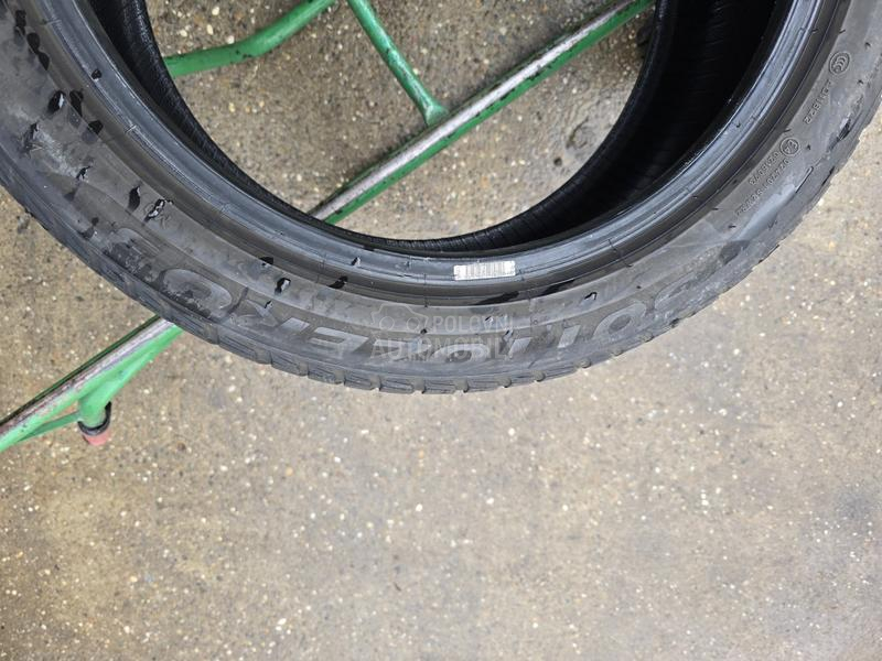 Pirelli 245/45 R18 Zimska
