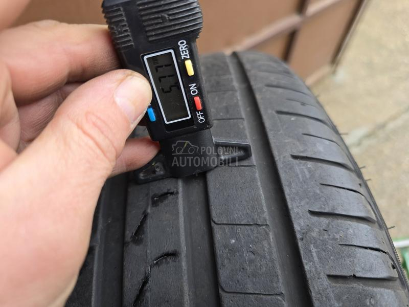 Pirelli 245/45 R18 Letnja