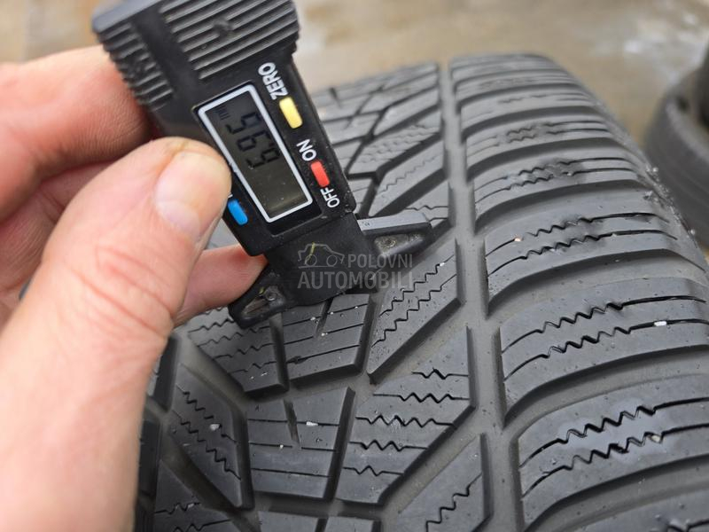 Hankook 235/60 R18 Zimska