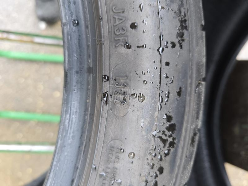 Dunlop 275/40 R18 Letnja