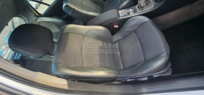 Renault Laguna 1.9dCi LUXEPRIVILEGE