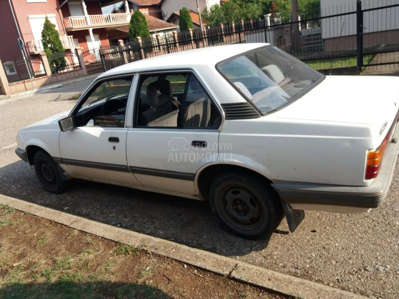 Opel Ascona 1,3