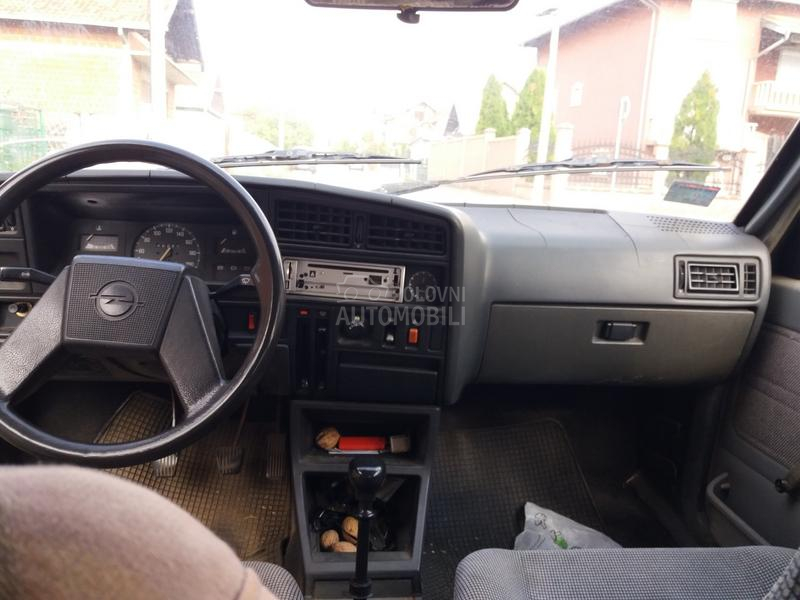 Opel Ascona 1,3