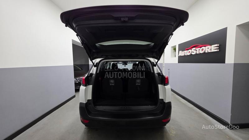 Peugeot 5008 Active