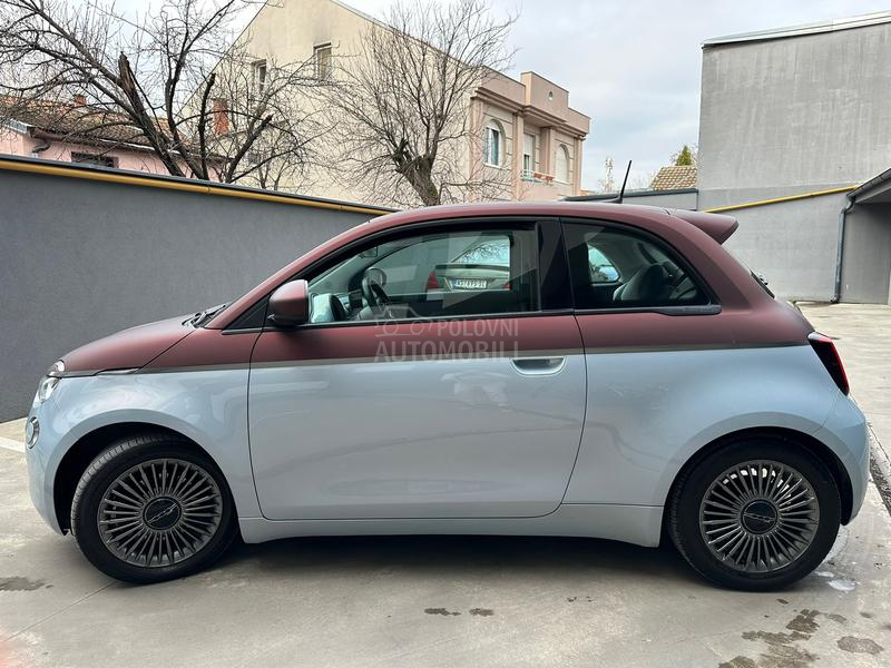 Fiat 500e 