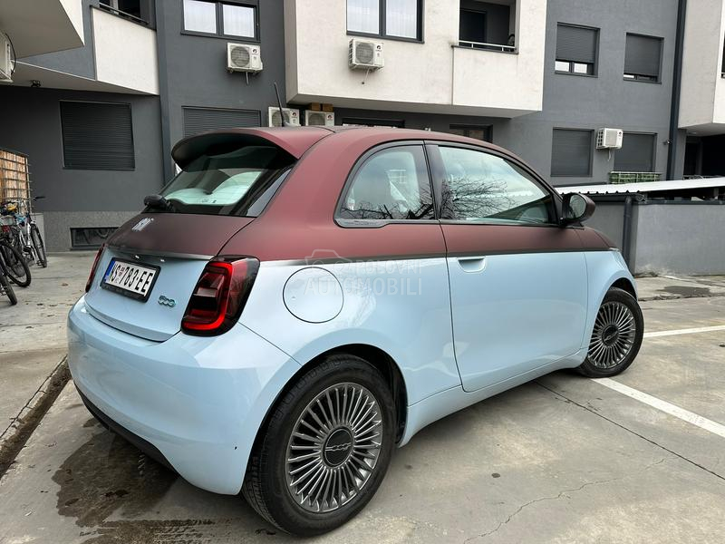 Fiat 500e 