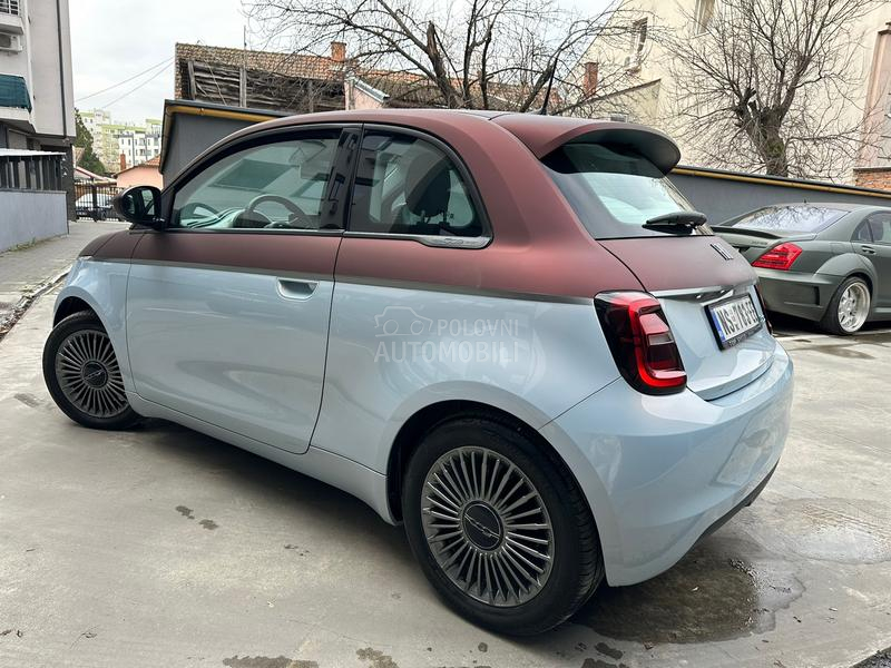 Fiat 500e 