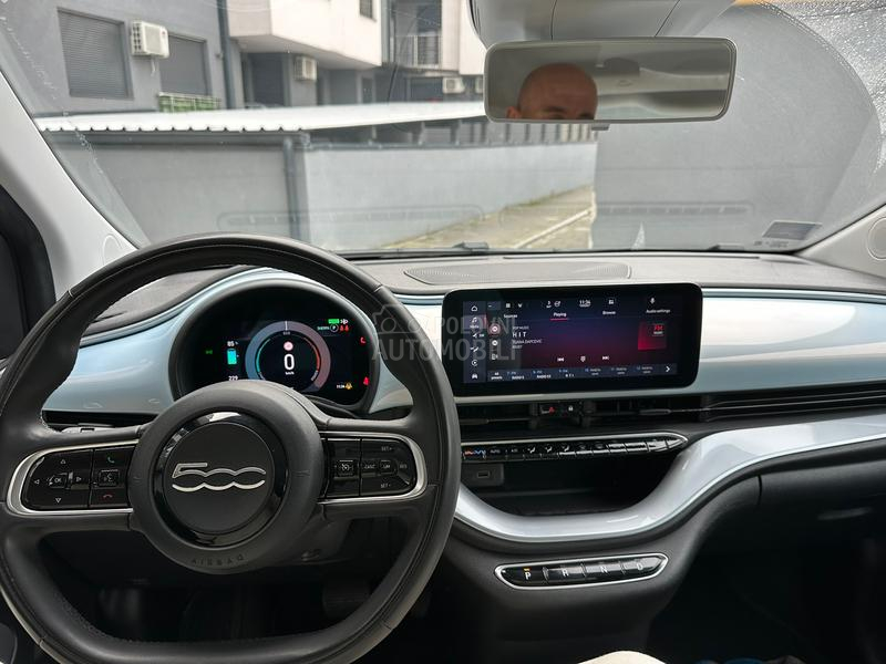 Fiat 500e 