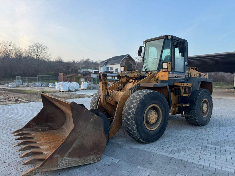 Case 721B Klima/Radio