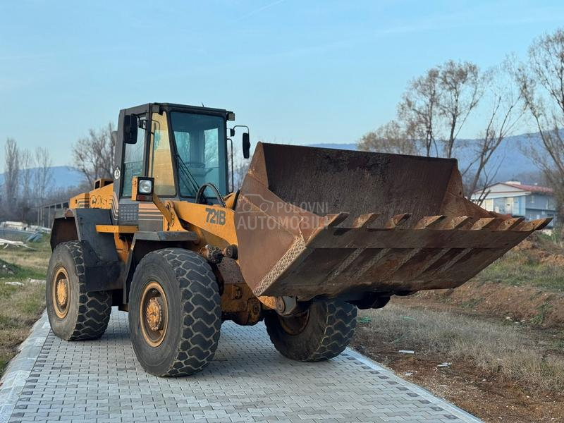 Case 721B Klima/Radio