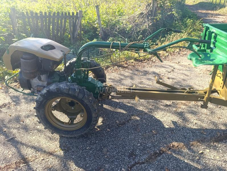 Labin Progres sa kardanskom prikolicom