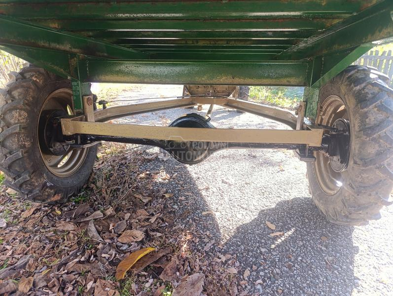 Labin Progres sa kardanskom prikolicom