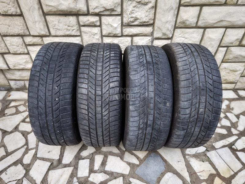 Continental 225/40 R18 Zimska