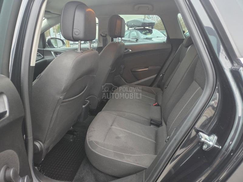 Opel Astra J 1.6 CDTI/LED/NAV