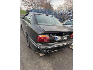 BMW 523 2.5 M52