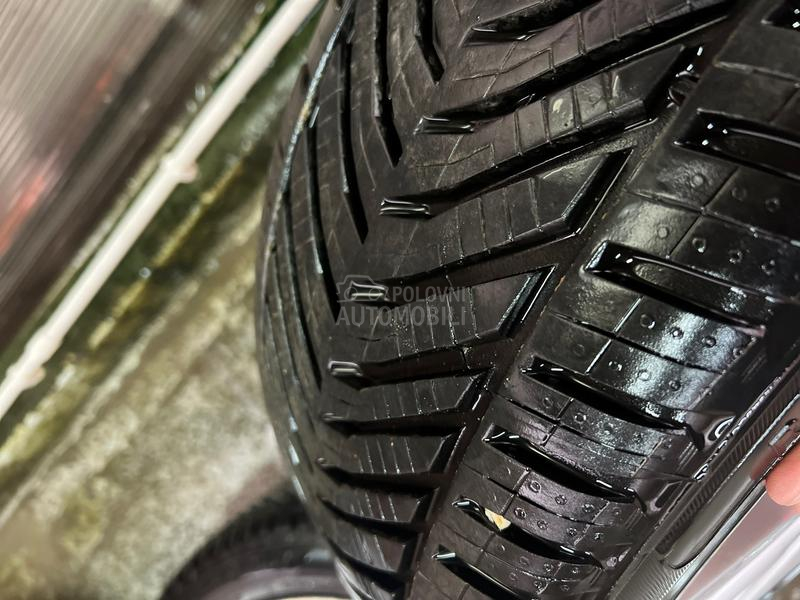 Riken 245/45 R18 Zimska